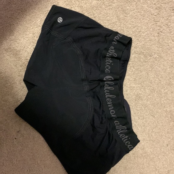 lulu shorts - Picture 2 of 2